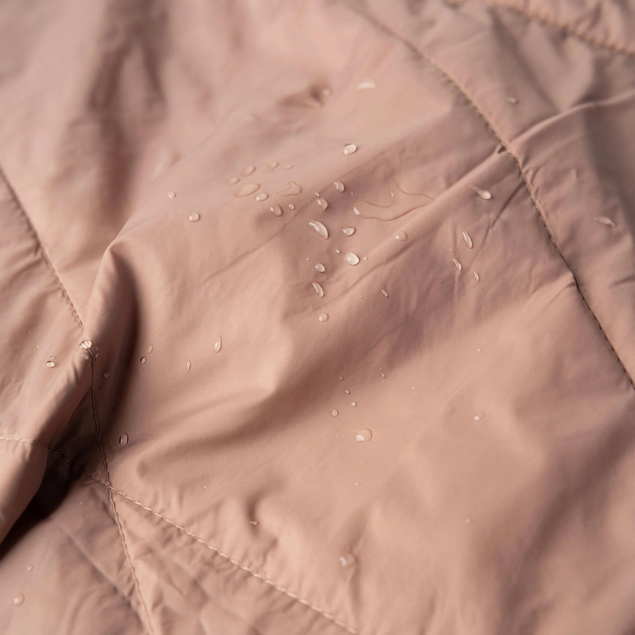 Layover™ Travel Blanket - Packable & Puffy | Quartz - Image 9