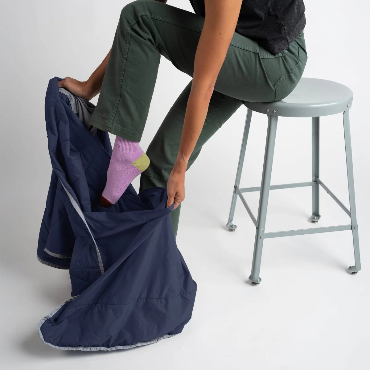 Layover™ XL Travel Blanket | Blue - Image 6