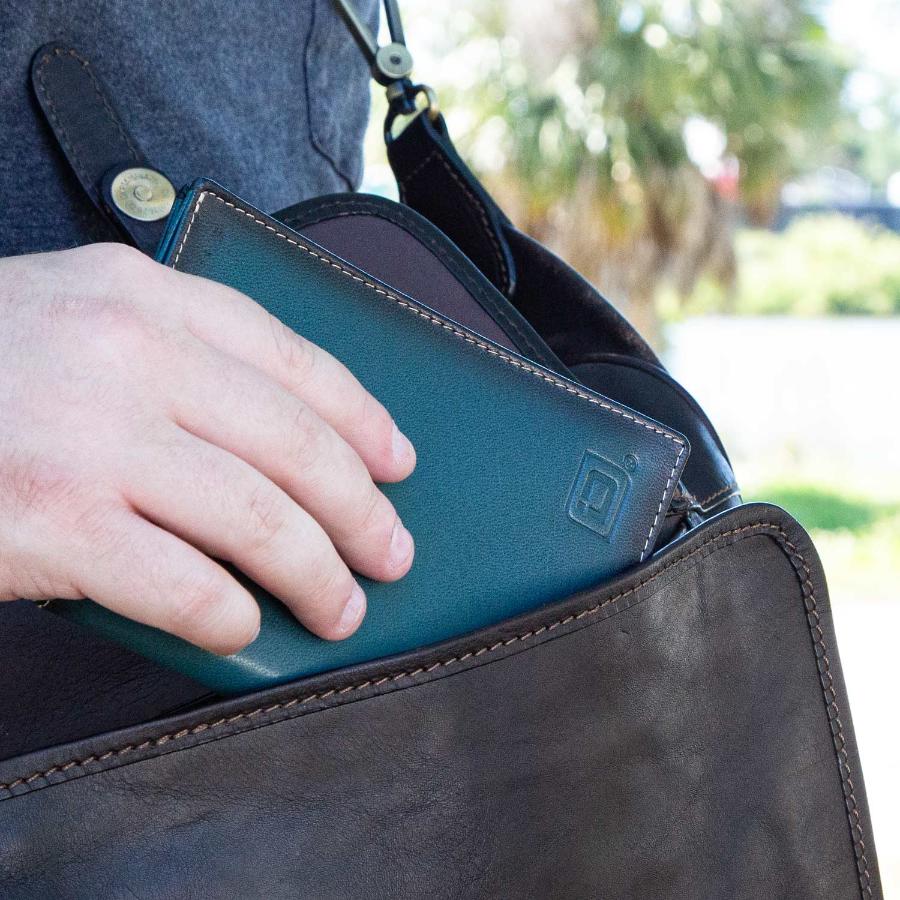 RFID Blocking Leather Passport Wallet - Image 4