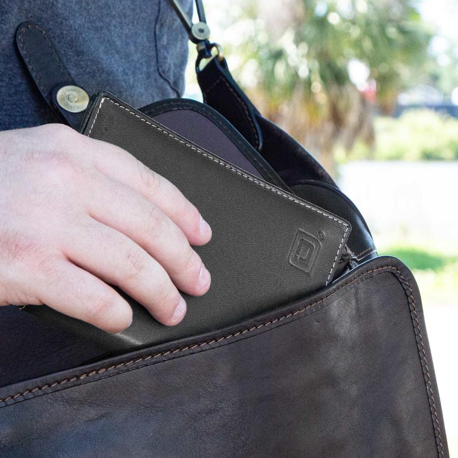 RFID Blocking Leather Passport Wallet - Image 9