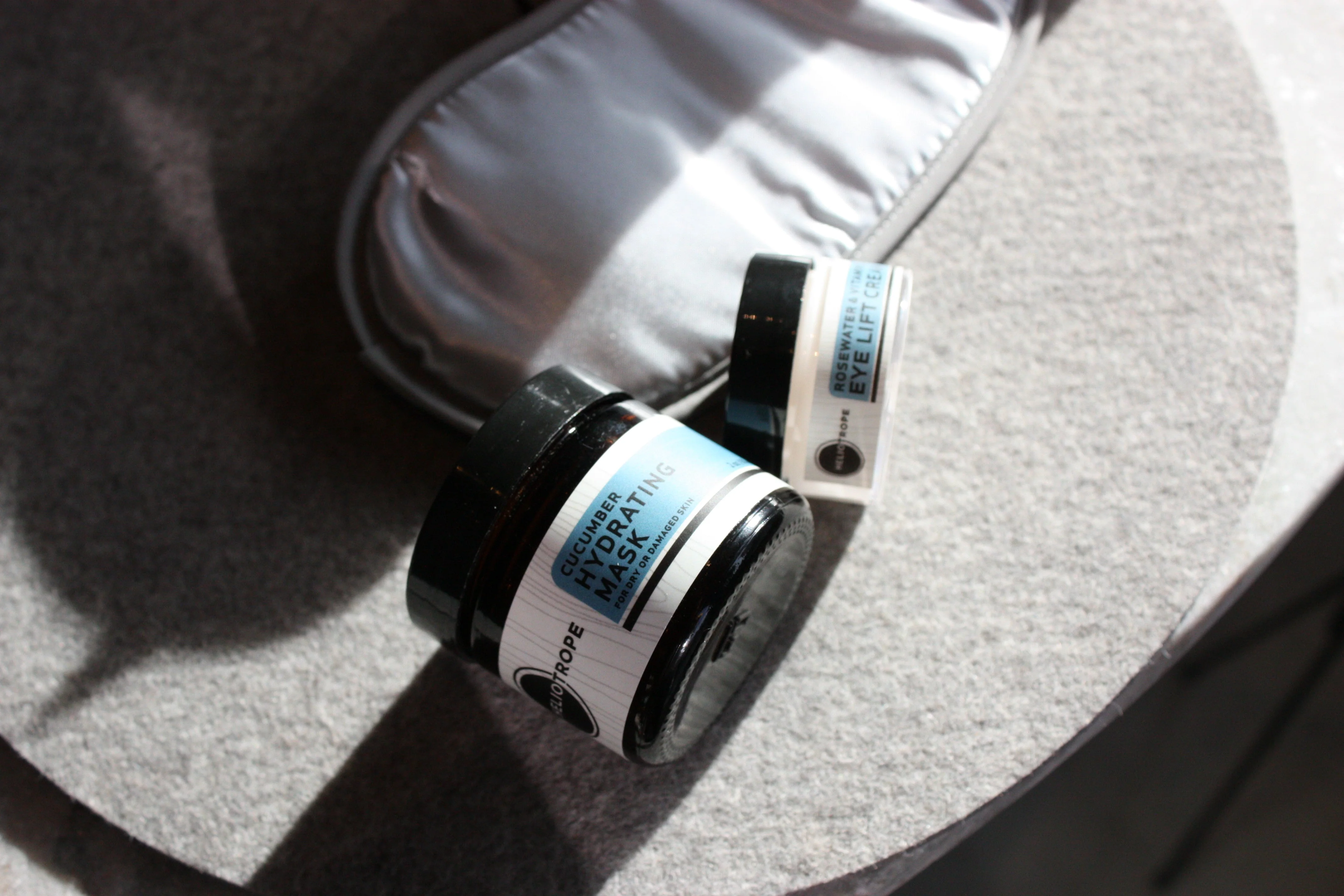 Rosewater & Vitamins Eye Lift Cream - Image 3